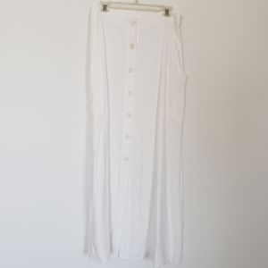 Long White Skirt with pockets and buttons
